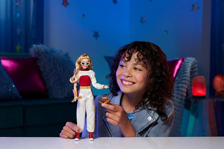 Mattel Disney Zombies 4: Dawn of The Vampires Nova Bright Fashion Doll with Removable Outfit & 5 Accessories, Inspired by The Movie thumbnail 2