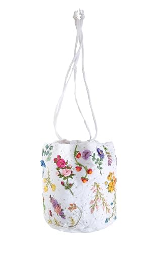 Foolproof Flower Embroidery: 80 Stitches & 400 Combinations in a Variety of Fibers; Add Texture, Color & Sparkle to Your Organic Garden thumbnail 7