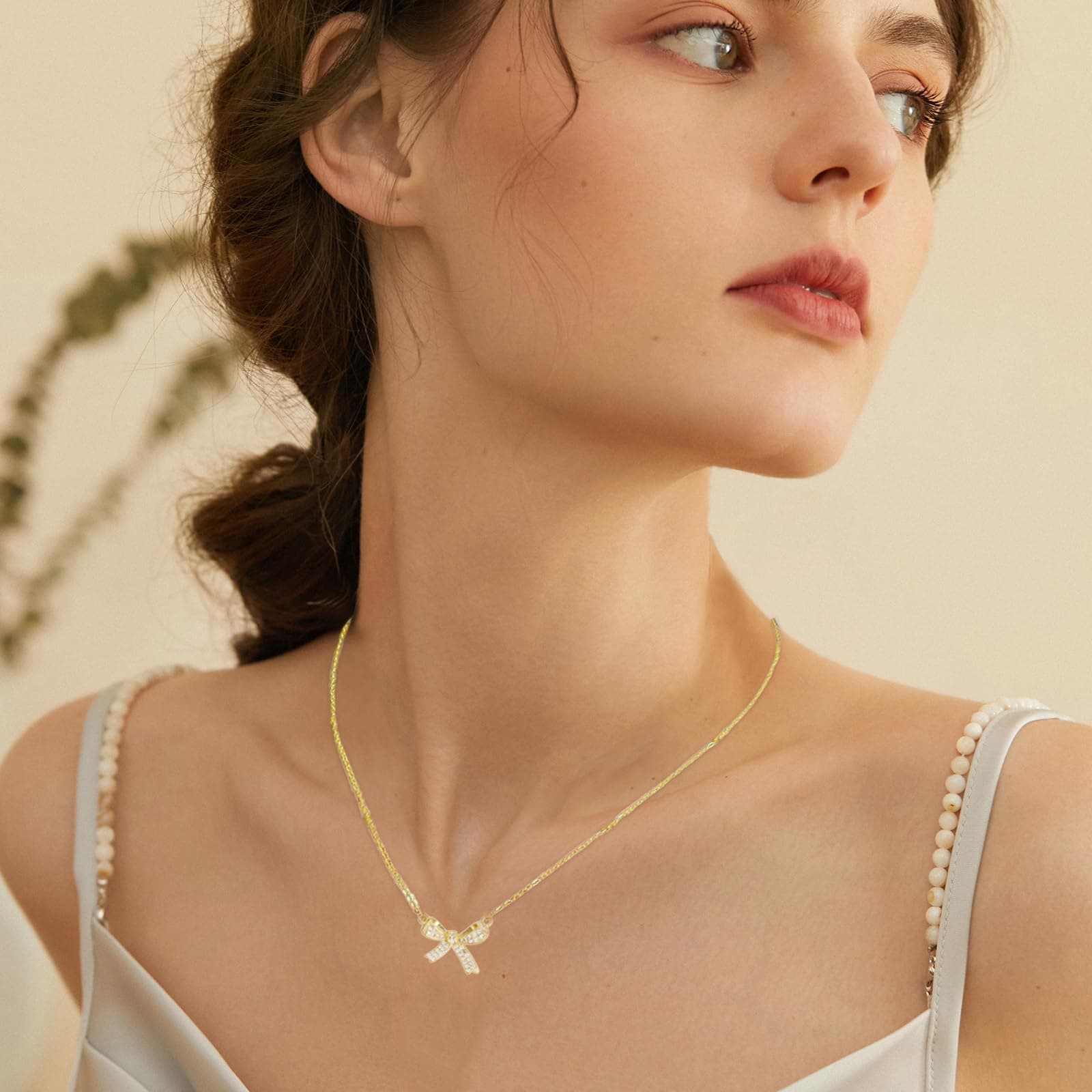 TESTRYE 18K Gold Bow Necklace,Dainty Bow Pendent Choker Necklace Bowknot Bow Tie Necklace for Women Girls thumbnail 4