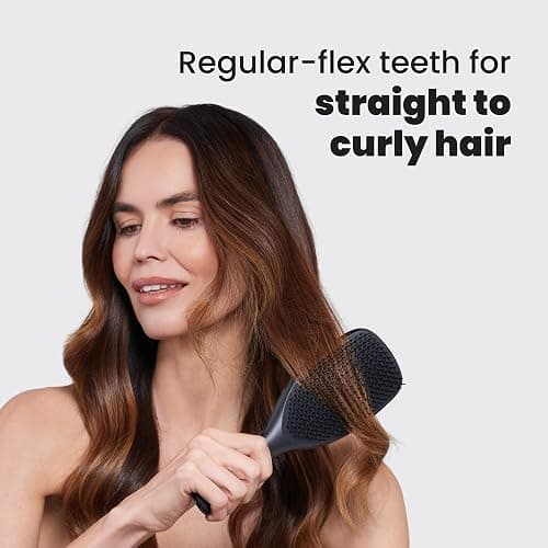 Tangle Teezer Large Ultimate Detangler Hairbrush for Wet & Dry Hair, Eliminates Knots & Reduces Breakage for Long, Thick, & Curly Hair Types, Black Gloss thumbnail 4