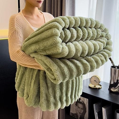 Lokfink The Bunny Blanket,Fluffy Warm Plush Thick Bubble Blanket for Bed Sofa Living Room, Soft Cozy Furry Blankets, Warm Fuzzy Comforter Throws for Bed Sofa (Green, 47 * 79in/1.2 * 2m) - Image 1