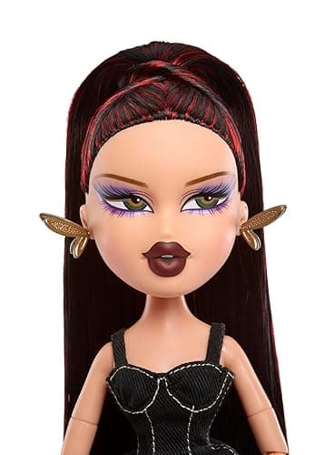 Bratz Fashion Pixiez Lina Collectible Fantasy Doll with Real Fashions and Accessories thumbnail 4