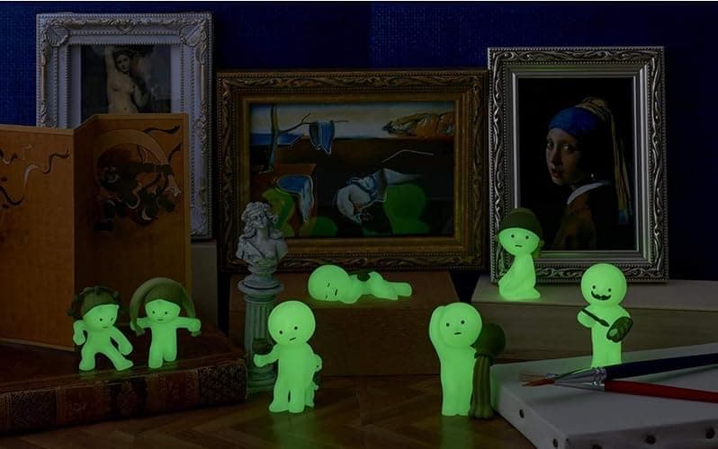 Smiski Dreams Glow in The Dark Figure, Museum Series, Random Style, 1 Pack thumbnail 5