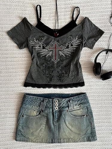 Emo Grunge Shirts Women 2000s Graphic Baby Tees Fake Two Piece Short Sleeve Vintage Y2k Crop Top Goth Alt Clothes thumbnail 3