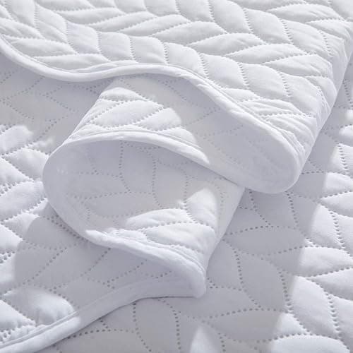 MOONLIGHT20015 Twin Quilt Set (66" x 86") with 1 Pillow Sham (20" x 26"+2") for All Season - 2 Pcs Reversible Bedding Set Lightweight Microfiber Coverlet Embossed Pattern Quilted Bedspread (White) thumbnail 9
