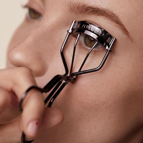Shiseido Eyelash Curler + Two Sets of Eyelash Curler Replacement Pads (4 Pads Total) - Crimps & Curls Lashes for Perfect, Eye-Framing Fringe - Gentle & Safe thumbnail 6