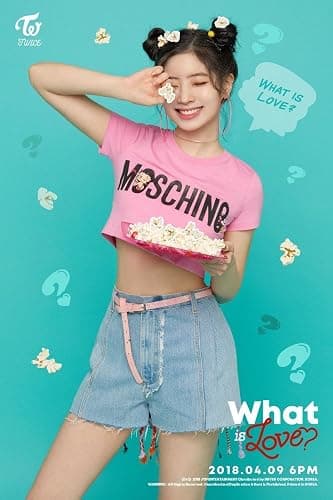 Twice What is Love? 5th Mini Album 2 Version SET PhotoBook+5p PhotoCard+1p Scratch PhotoCard+Lyrics Book+1p Clear PostCard+1p Sticker+Tracking Sealed thumbnail 3