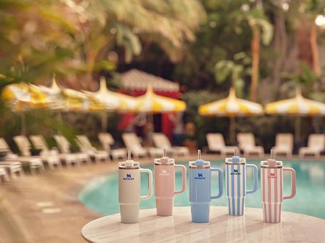 STANLEY Quencher H2.0 Tumbler with Handle and Straw 30 oz | Flowstate 3-Position Lid | Cup Holder Compatible for Travel | Insulated Stainless Steel Cup | BPA-Free | Cornflower Gloss thumbnail 2