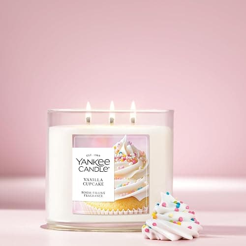 Yankee Candle Vanilla Cupcake, Scented Candle, 14.5oz 3-Wick Candle Jar with up to 40 Hours Burn Time, Giftable thumbnail 4