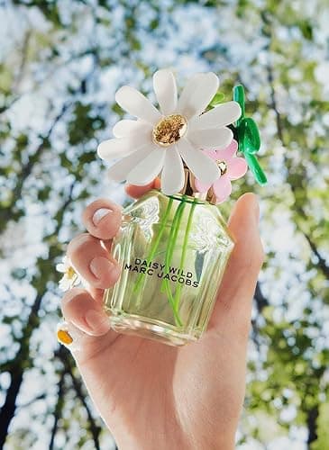 Marc Jacobs Daisy Wild Eau de Parfum 3.3 fl. Oz thumbnail 5