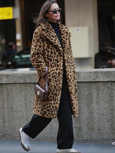 Rixiland Women's Faux Fur Coat Fuzzy Warm Winter Overcoat Long Fur Jackets Outerwear with Pockets thumbnail 3