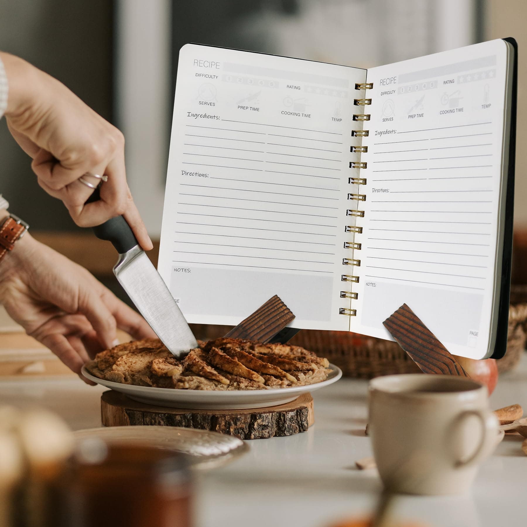 Livro de receitas em branco perfeito para escrever em suas próprias receitas, livro de receitas pessoal em branco de capa dura, caderno de receitas, contém 144 receitas exclusivas de fórmula - Verde oliva thumbnail 3