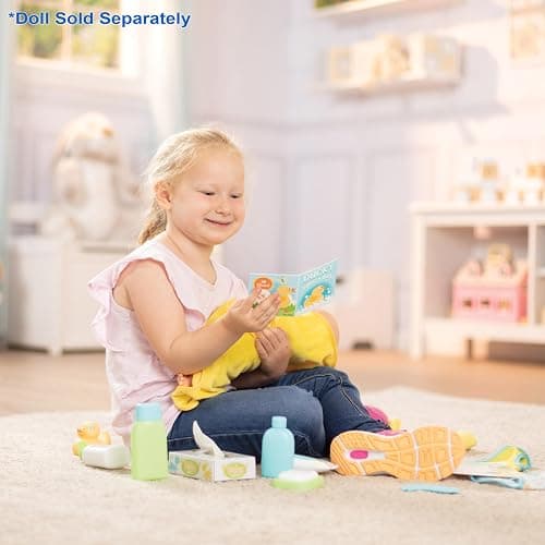 Melissa & Doug Mine to Love Changing & Bathtime Play Set for Dolls – Diapers, Pretend Shampoo,Wipes, Towel, More (19 pcs) thumbnail 5