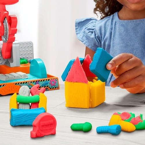 Play-Doh Werkbank Spielset, 5 x 56 g Dosen Modelliermasse in bunten Farben, mit Kreissäge-Spielzeug, Werkzeug und Stempel, kreatives für Kinder ab 3 Jahren - Werkzeugbank thumbnail 7