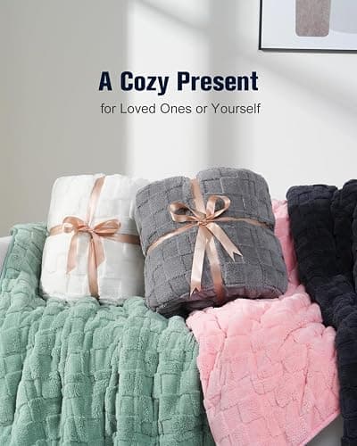 Kivik Weighted Blanket for Adult, 20 lbs Checkered Throw Blankets, Soft Dual Sided Heavy Fleece Checkerboard Blanket for Couch Sofa Bed, Queen Size 60 x 80 Inches, Sage Green thumbnail 7