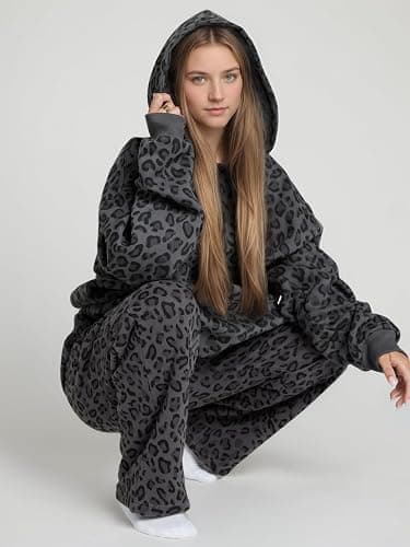 Eutten Womens 2 Piece Sweatsuits Fall Outfits Oversized Camo Hoodie Wide Leg Sweatpants Travel Lounge Matching Sweat Sets thumbnail 3