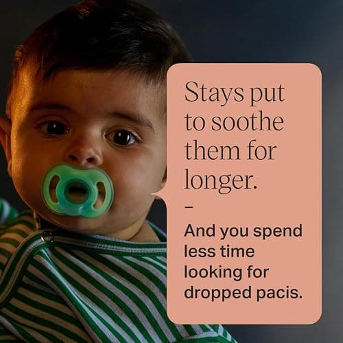 Tommee Tippee Stay Put Pacifier Set, Contains 2 Ultra-Light StayPut Glow in The Dark Pacifiers and 2 Ultra-Light StayPut Pacifiers, 6-18 Months, Colors May Vary, One-Piece Silicone Design, Pack of 4 thumbnail 4