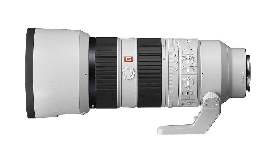Sony FE 70-200mm F2.8 GM OSS II Full-Frame Constant-Aperture telephoto Zoom G Master Lens (SEL70200GM2), Black and White thumbnail 6