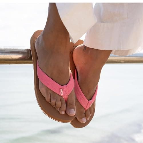 REEF Women's Cushion Breeze Flip Flops thumbnail 7
