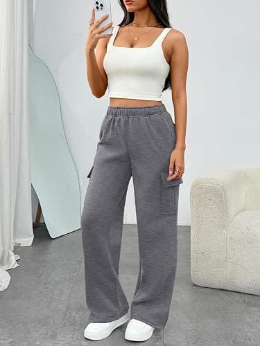 Trendy Queen Women's Cargo Sweatpants, Wide Leg Workwear Pants with Pockets & Elastic Waist, Casual Joggers for Travel thumbnail 4