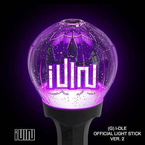 (G) I-DLE Official Lightstick Ver.2 + Seller's Photocards Set – Exclusive K-Pop Merchandise thumbnail 2