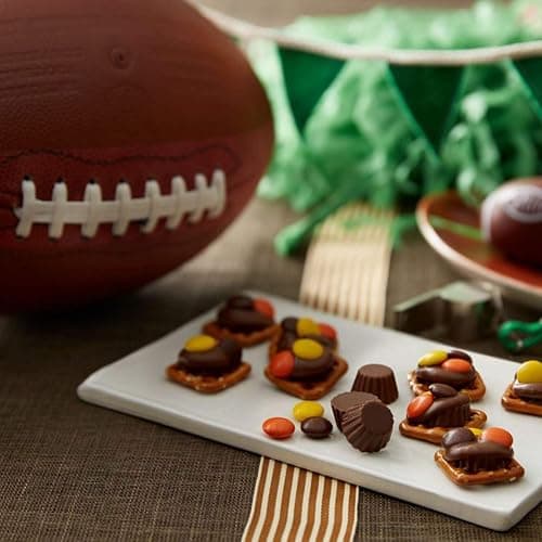 REESE'S Pieces Peanut Butter Bulk Candy, 1.36kg – Colorful Crunchy Candy for Valentine's Gifting & Snacking thumbnail 7