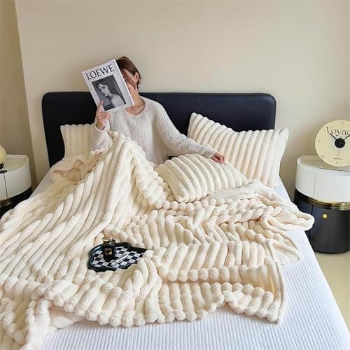 Lokfink The Bunny Blanket,Fluffy Warm Plush Thick Bubble Blanket for Bed Sofa Living Room, Soft Cozy Furry Blankets, Warm Fuzzy Comforter Throws for Bed Sofa (Green, 47 * 79in/1.2 * 2m) thumbnail 5