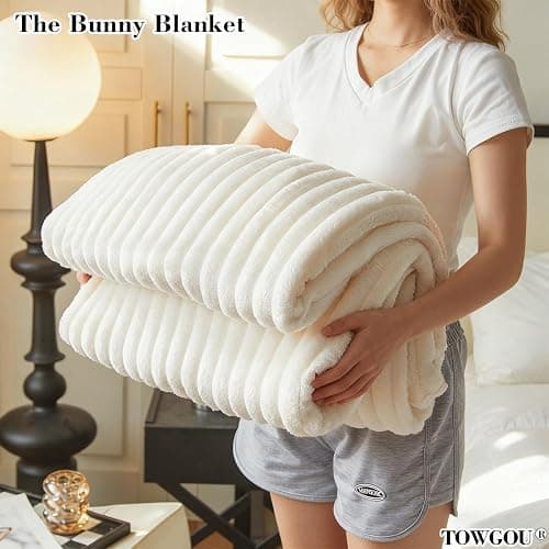 Bunny Blanket for Women, Faux Rabbit Fur Throw Blanket for Couch, Fluffy Warm Plush Thick Bubble Blanket for Bed Sofa Living Room, Soft Cozy Furry Blankets (Dark Grey,120x200cm/47x79inch) thumbnail 5
