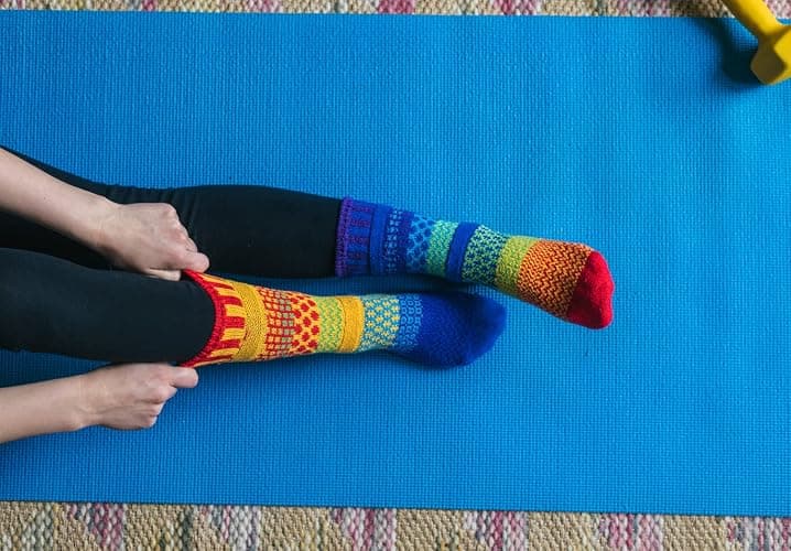 Solmate Socks Women & Men Modern Crew - Mismatched Crew Socks thumbnail 4