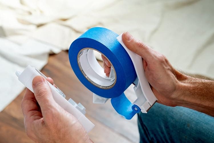 Scotch Blue Painters Tape Applicator, Applies Painter's Tape in One Continuous Strip, Paint Tape Applicator for Trim, Windows and Door Frames, 1.41 Inches x 20 Yards, 1 Starter Roll thumbnail 9
