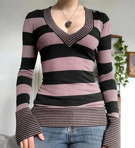 Graphic Tees for Women Teen Girls Aesthetic Grunge Gothic Clothes Y2k Shirt Knit Basic Long Sleeve Top Fall thumbnail 2
