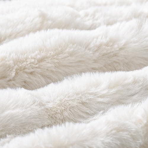 Madizz Pack of 2 Thick Plush Wool Cushion Covers 40x40 cm Cream Soft Neutral Decorative Throw Pillow Covers Accent Boho Pillowcases for Couch Sofa Bedroom Pillow Shell thumbnail 4