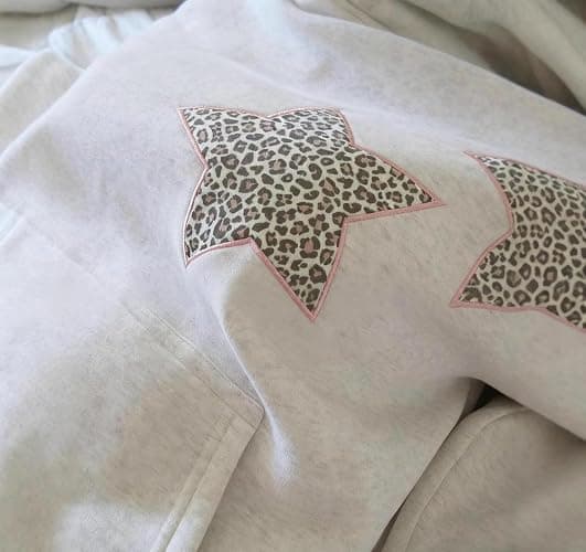 Atapounif Y2K Hoodies Leopard Print Star Hoodie Graphic Hooded Pullover Sweatshirt Streetwear 2025 Trendy Tops Outfits thumbnail 5