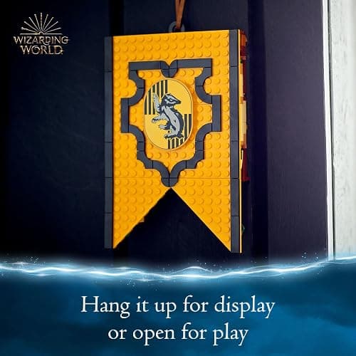 LEGO Harry Potter Hufflepuff House Banner 76412 Hogwarts Castle Common Room, Wall Decoration, Building Set with 3 Minifigures and Mandrake, Collectible Harry Potter Toy, Gift Idea for Boys Girls Kids thumbnail 3