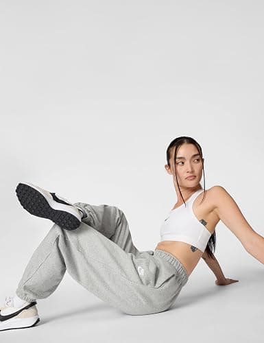 Nike Women's Sportswear Club Fleece Mid-Rise Oversized Sweatpants thumbnail 3