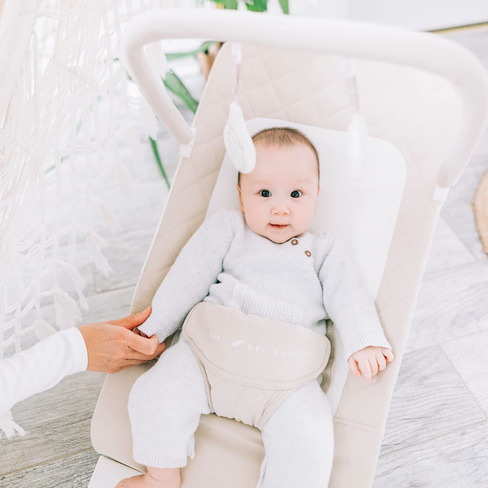 Baby Delight Alpine Deluxe Portable Bouncer, Infant, 0-6 Months, 100% GOTS Certified Cotton Fabrics, Organic Oat - Organic Oat - Bouncer thumbnail 5