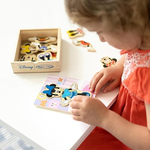 Melissa & Doug Disney Minnie Mouse Mix and Match Dress-Up Wooden Play Set (18 pcs) thumbnail 2