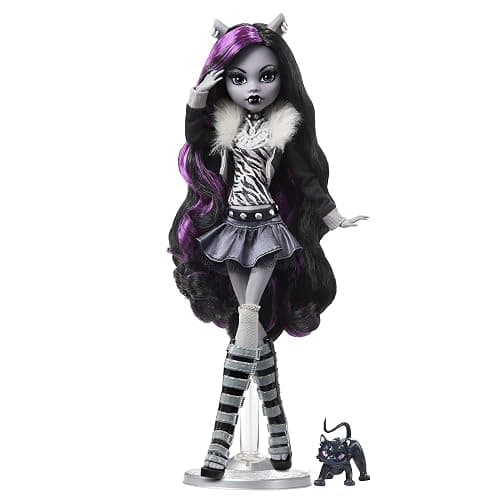 Monster High Reel Drama Doll, Clawdeen Wolf in Black and White, Collectible Reproduction with Doll-Size and Life-Size Posters, Horror Flick Theme - Image 1