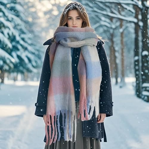 Cute scarf! thumbnail 7
