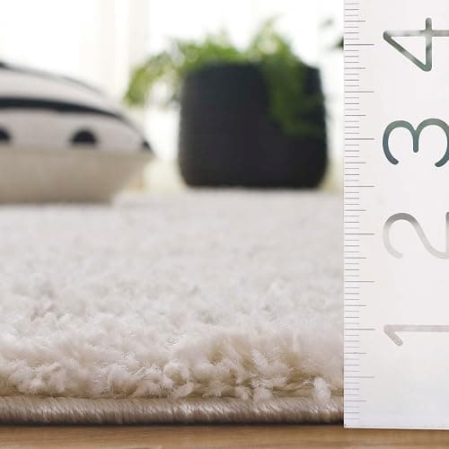 SAFAVIEH Area Rug 4x6 - Arizona Shag Collection - Ivory & Beige, Moroccan Boho Design, Non-Shedding & Easy to Clean, Ideal for Living Room, Bedroom, Dining Space (ASG741A) thumbnail 6