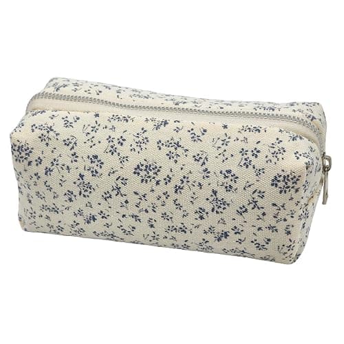 Blue and white pencil case - Image 1