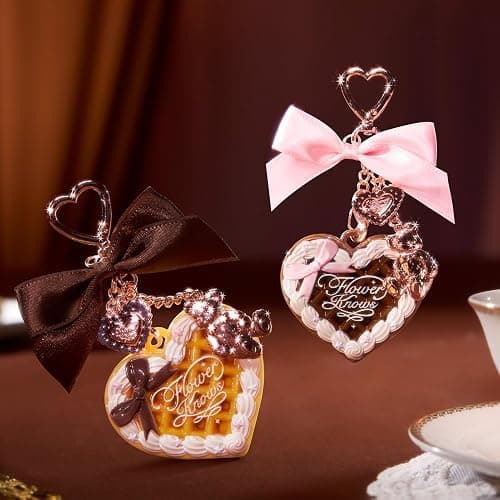 Flower Knows The Sweetie Bear Collection Setting Powder,Cute Bag Charms Purse Keychain,Makeup & Setting Compact and Puff Pressed Powder,Pore Blurring Backed,Gift for Women,0.09 Oz(02 Cookie) thumbnail 5