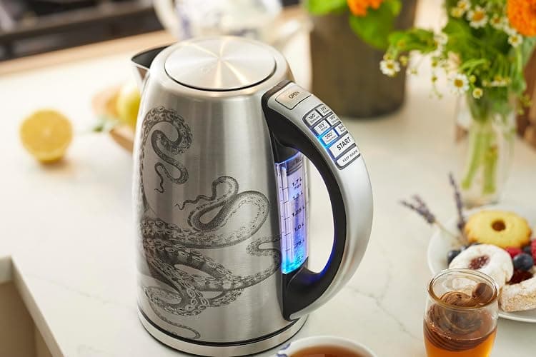 Cuisinart Caskata PerfecTemp 1.7-Liter Electric Kettle, Cordless Electric Tea Kettle, 1500W for Fast Heat-Up, 6 Preset Temperatures, 30-Minute Keep Warm, Stay Cool Nonslip Handle, CPK-17P1CK thumbnail 2