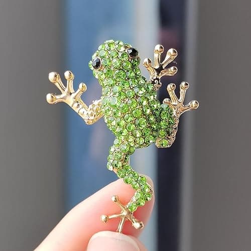 Cute Frog Enamel Pin Brooch for Women Green Animal Jewelry Accessories Frog Costume Christmas Pin thumbnail 4