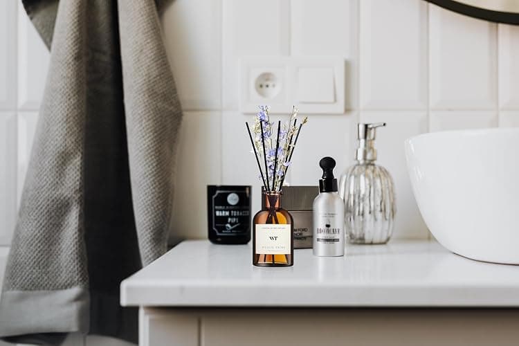 WEALD TRIBE Reed Diffuser Set for Bathroom Air Fresheners, Oil Diffuser Sticks | Fresh Linen Scent 4.0 fl oz Home Fragrance with Sticks Defusers | House Bedroom Office Shelf Decor thumbnail 5