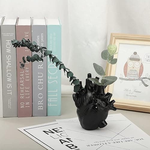 BestAlice Anatomical Heart Vase, Black Heart Shaped Vase for Flowers, Creative Heart-Shaped Sculpture Vase Heart-Shaped Art Resin Vase Desktop Ornament, Gift vases for Living Room Decorations, Black thumbnail 7