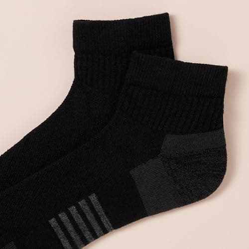 Amazon Essentials mens Athletic Ankle Socks, Breathable, Cotton Blend, Cushioned thumbnail 2