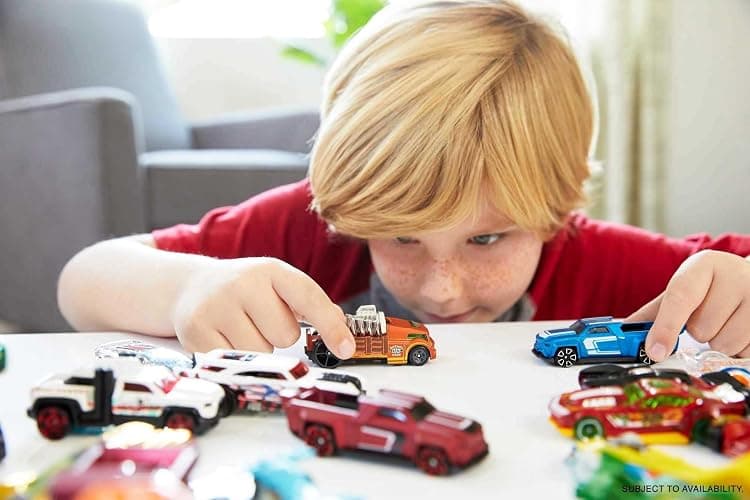 Hot Wheels Toy Cars or Trucks 5-Pack Bundle, 3-Themed Sets of 5 1:64 Scale Die-Cast Vehicles for Kids & Collectors, 15 Total (Styles May Vary) thumbnail 2