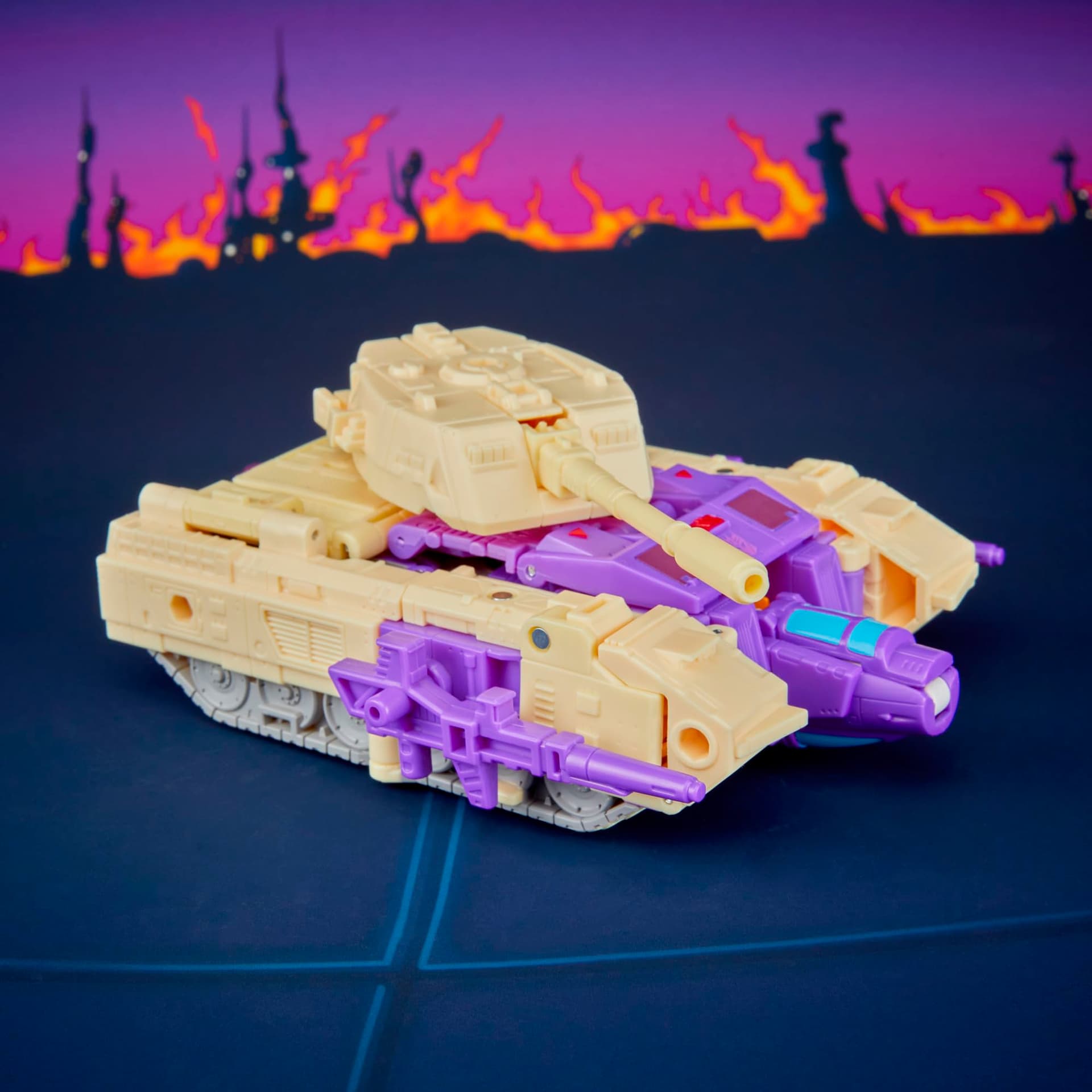 Transformers Studio Series The The Movie Blitzwing, Collectible 3-in-1 Converting 7-inch Leader Class Action Figure, 8+ thumbnail 7