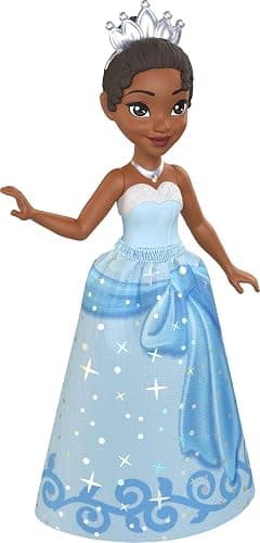 Mattel Disney Princess Toys, Ultimate Princess Pack with 12 Small Posable Dolls in Signature Outfits, Collectibles Inspired by Disney Movies thumbnail 5